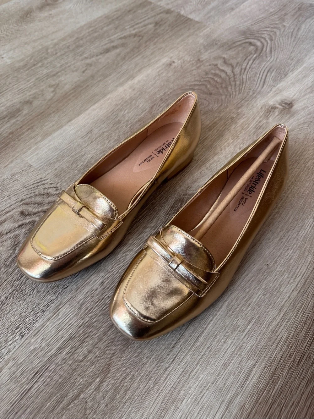 Life Stride Claudine Gold Bow Flats Heel Women’s 7.5 Metallic Preppy